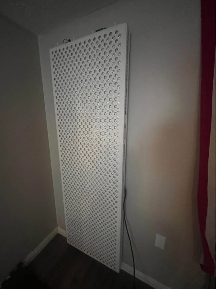 Rouge Ultimate G4 Review: Is the 1,152 LED Panel Worth the Price?